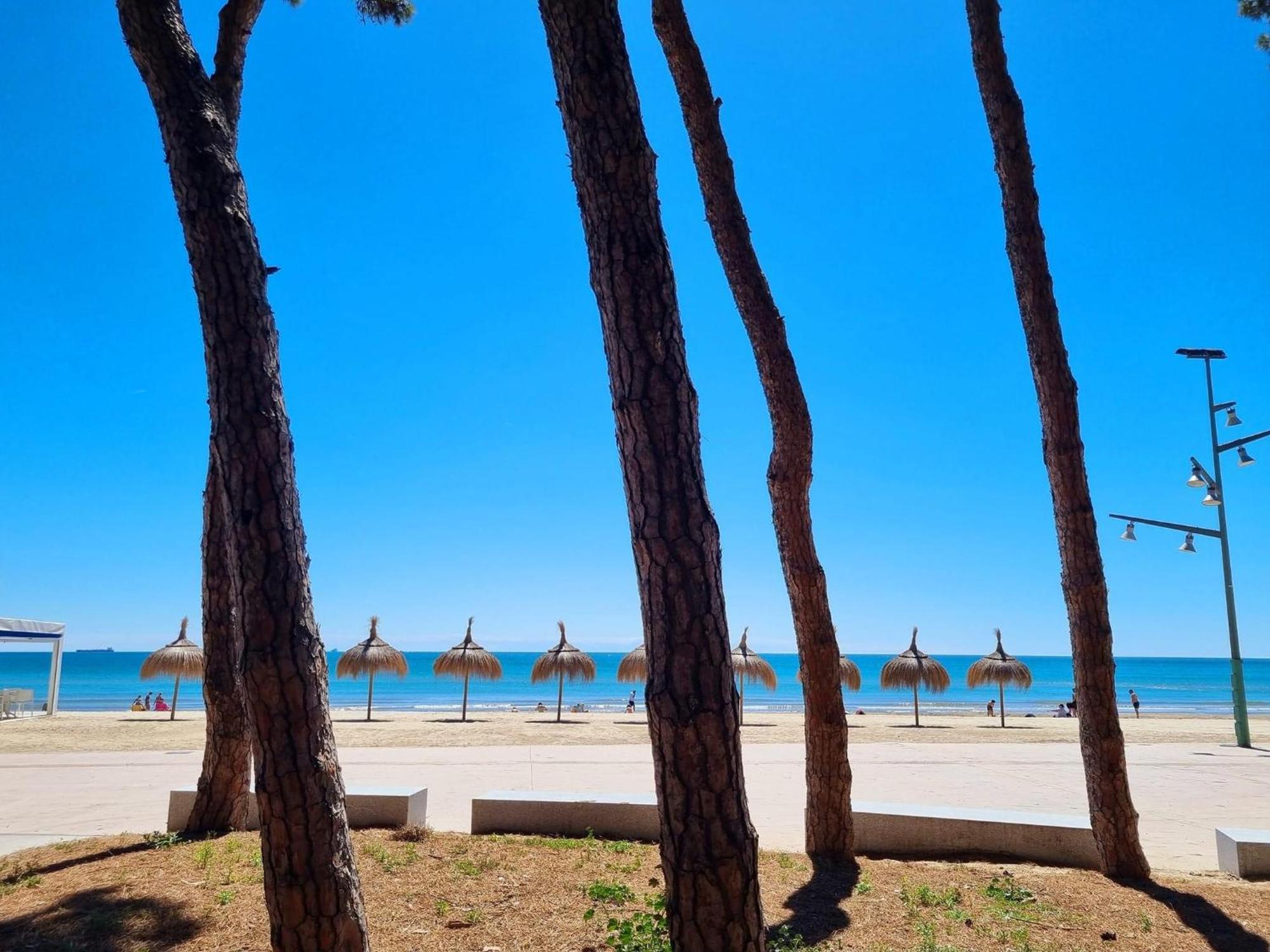 Apartbeach Golden I Muy Luminoso Junto Playa Y Climatizado Salou Esterno foto